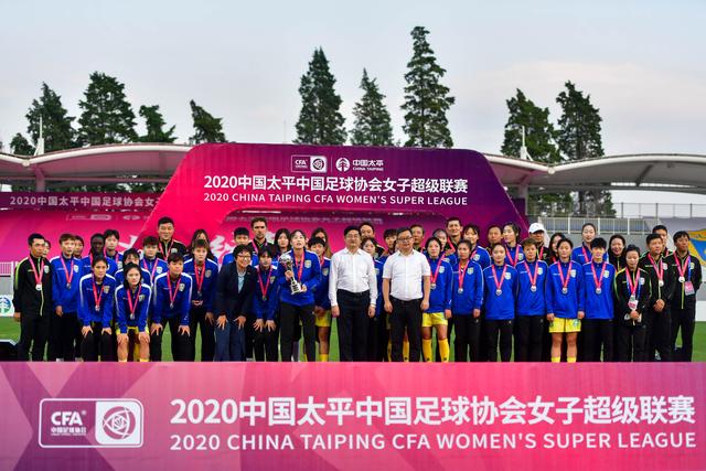 音乐教父张亚东的传奇爱情与七位女神